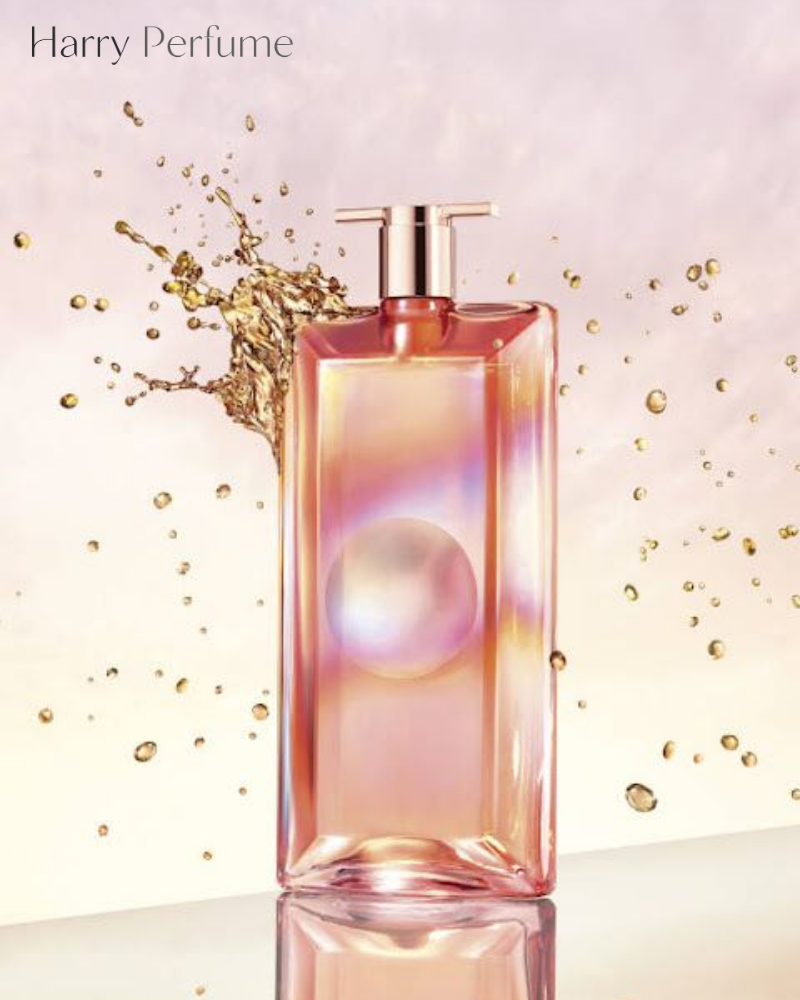 Lancôme Idôle EDP kết hợp hoa hồng, hoa nhài và xạ hương, mang cảm giác sáng, sạch, nữ tính và hiện đại.