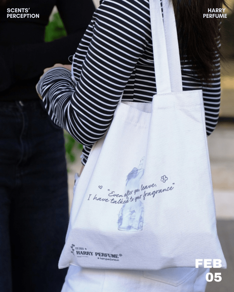 Đơn từ 999K tặng túi tote tiện dụng và bao lì xì may mắn.