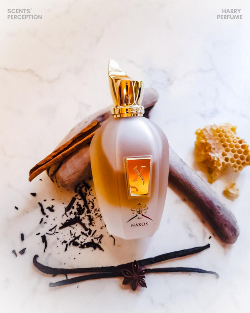 Chai Naxos sang trọng cổ điển, thủy tinh dày nặng tay, chi tiết vàng tinh xảo, hộp da cao cấp