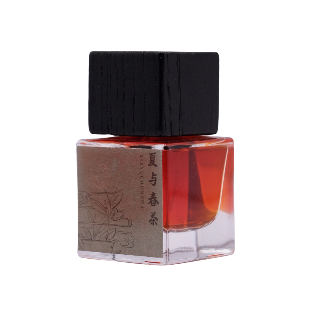 Hạ Dữ Xuân Trà