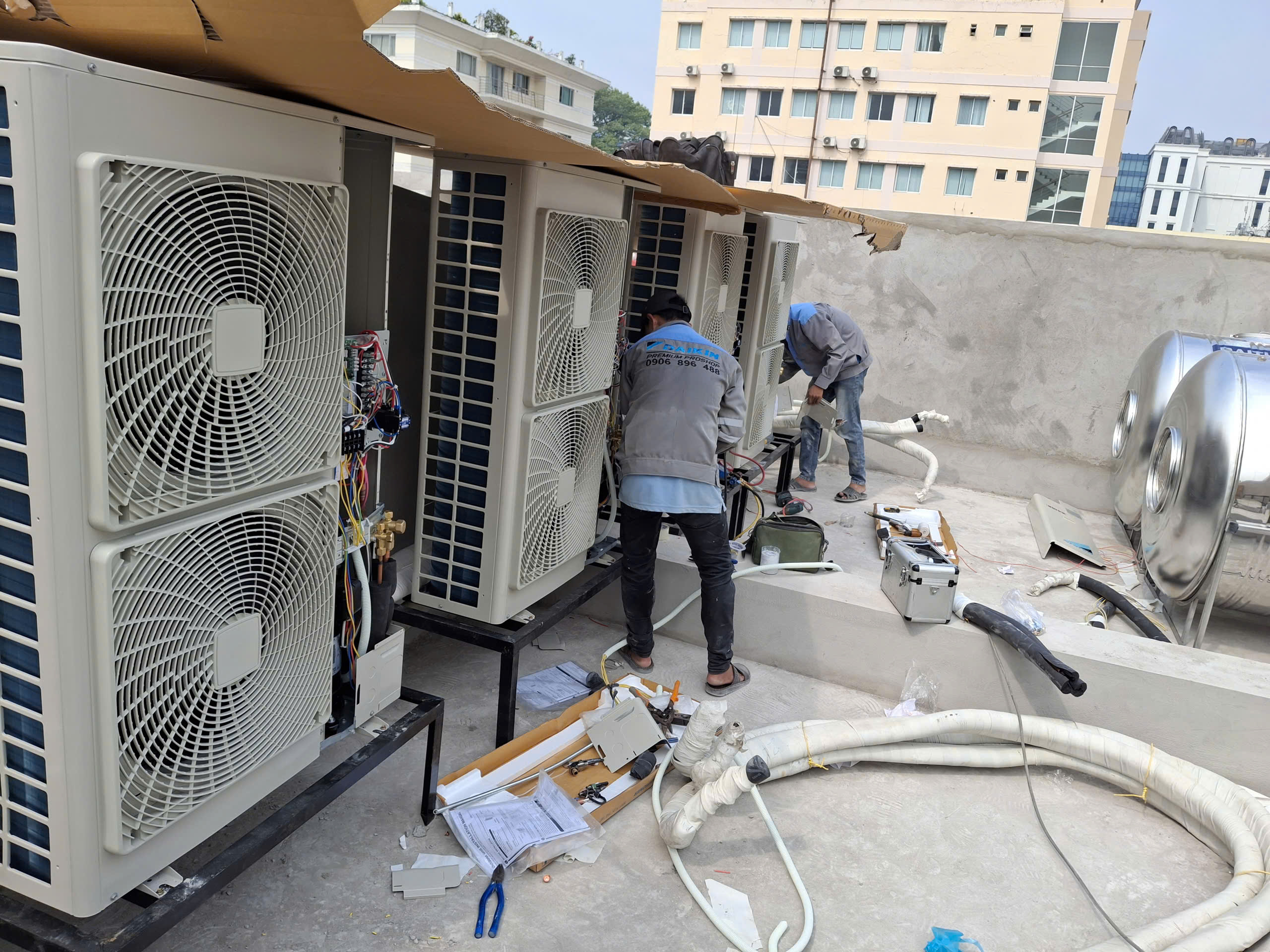 Việt Tiên Phong – Đơn vị thi công và cung cấp máy lạnh công trình, nhà xưởng uy tín