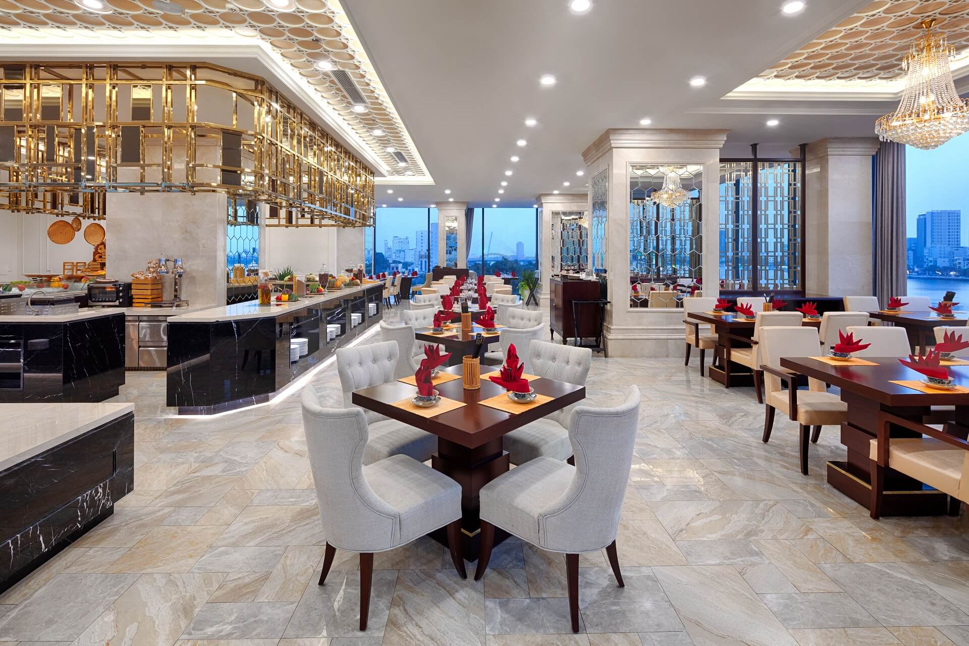 Meliá Vinpearl Danang Riverfront