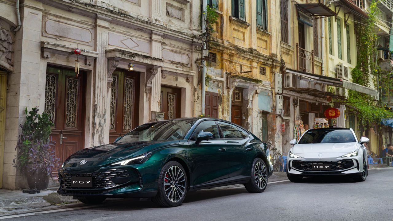MG7 2.0T LUX