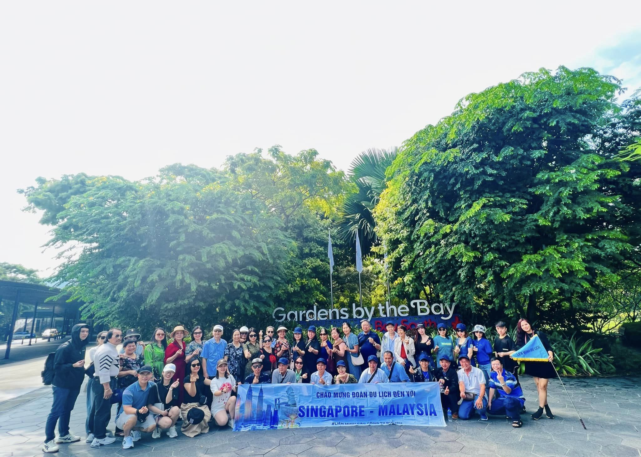 HÀ NỘI – SINGAORE – MALAYSIA THÁNG 12