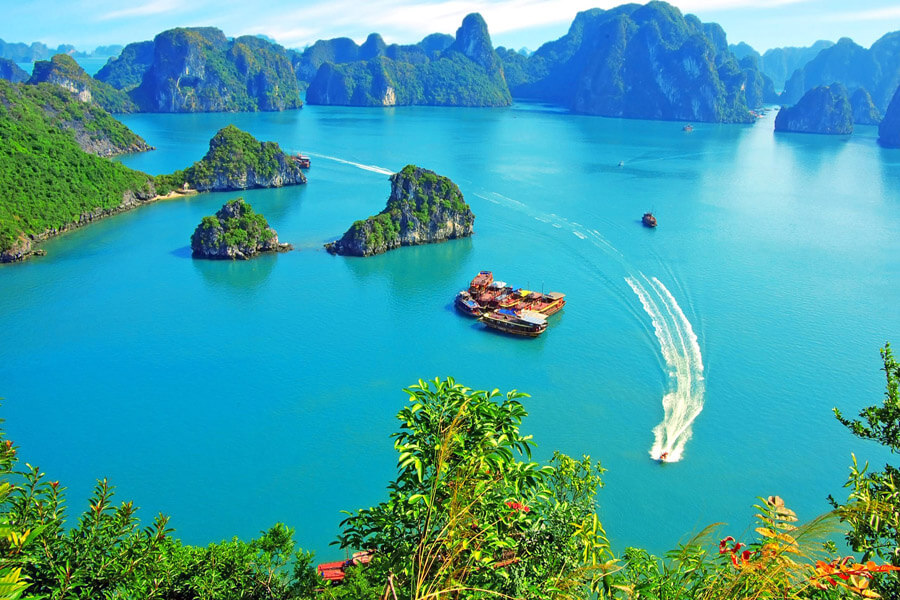 TOUR DU LỊCH MIỀN BẮC 4 NGÀY 3 ĐÊM: HỒ CHÍ MINH - HẠ LONG - SAPA - HÀ KHẨU TRUNG QUỐC - CÔNG VIÊN ÁNH SÁNG