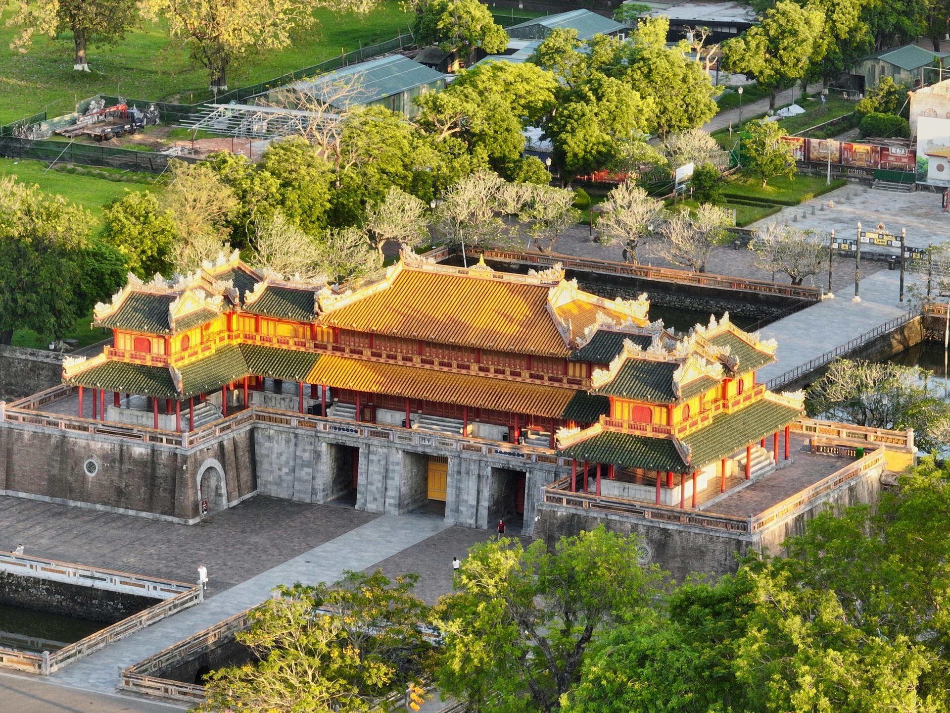 TOUR DU LỊCH BẮC NINH - HUẾ - HỘI AN - ĐÀ NẴNG - PHỐ CỔ HỘI AN - BÀ NÀ HILL 4 NGÀY 3 ĐÊM (bay đến Đà Nẵng - về từ Huế)