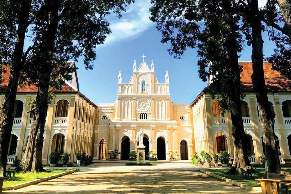 TOUR DU LỊCH HÀ NỘI – QUY NHƠN – TUY HÒA 4 NGÀY 3 ĐÊM