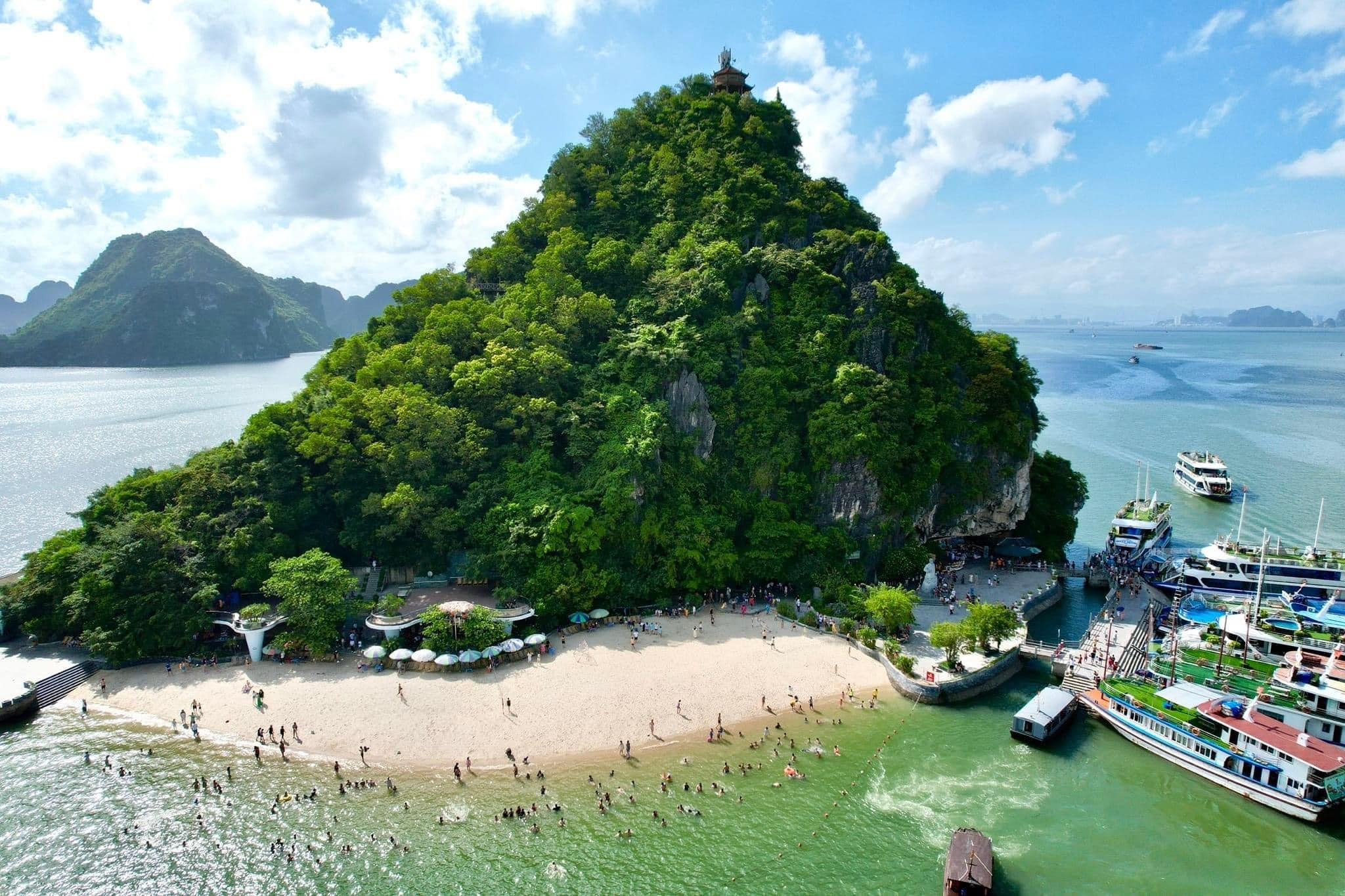 TOUR DU LỊCH THANH HÓA - HẠ LONG - THANH HÓA 3 NGÀY 2 ĐÊM