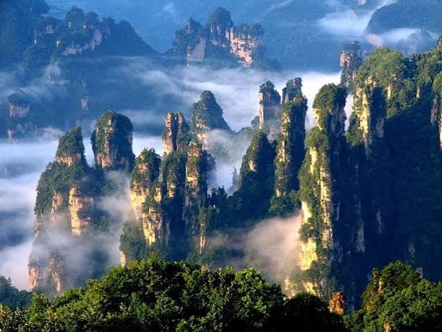 HÀ NỘI - TRƯỜNG SA - TRƯƠNG GIA GIỚI – PHƯỢNG HOÀNG CỔ TRẤN – THIÊN MÔN SƠN