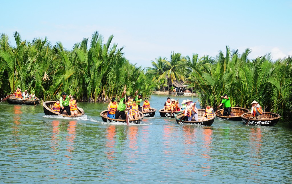 TOUR DU LỊCH RỪNG DỪA BẢY MẪU – PHỐ CỔ HỘI AN – THẢ ĐÈN HOA ĐĂNG