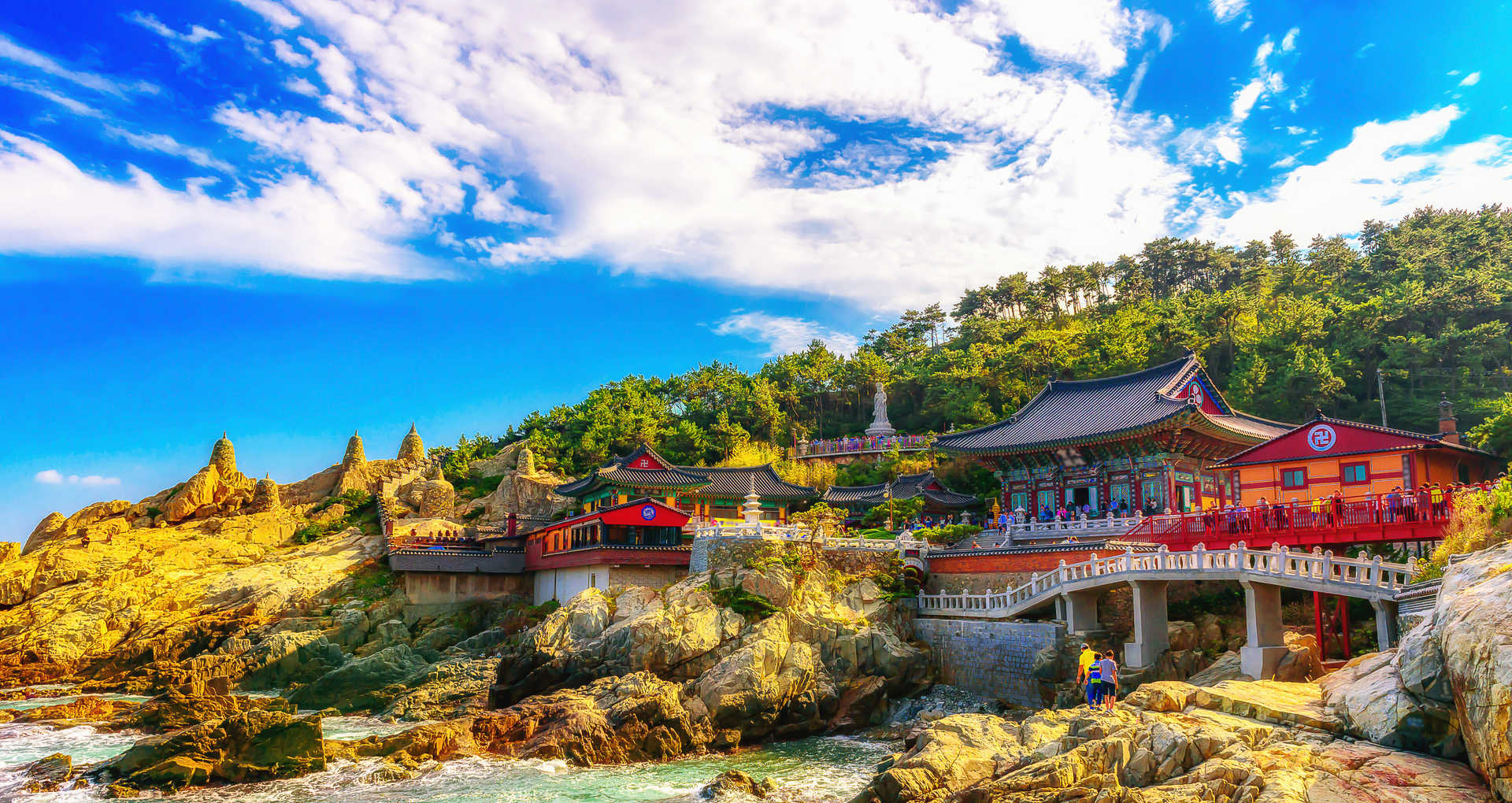 TOUR DU LỊCH BUSAN- SEOUL- LOTTE WORLD – TRƯỢT TUYẾT ELYSIAN 6 NGÀY 5 ĐÊM