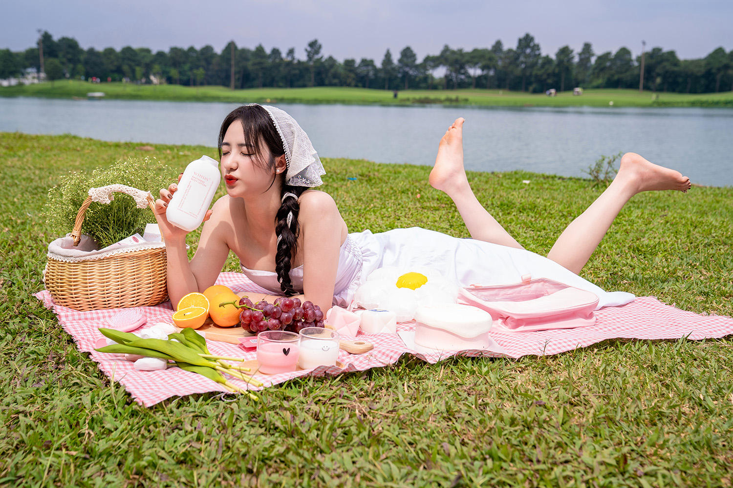 Dùng kem dưỡng trắng toàn thân lâu dài có ảnh hưởng gì không?