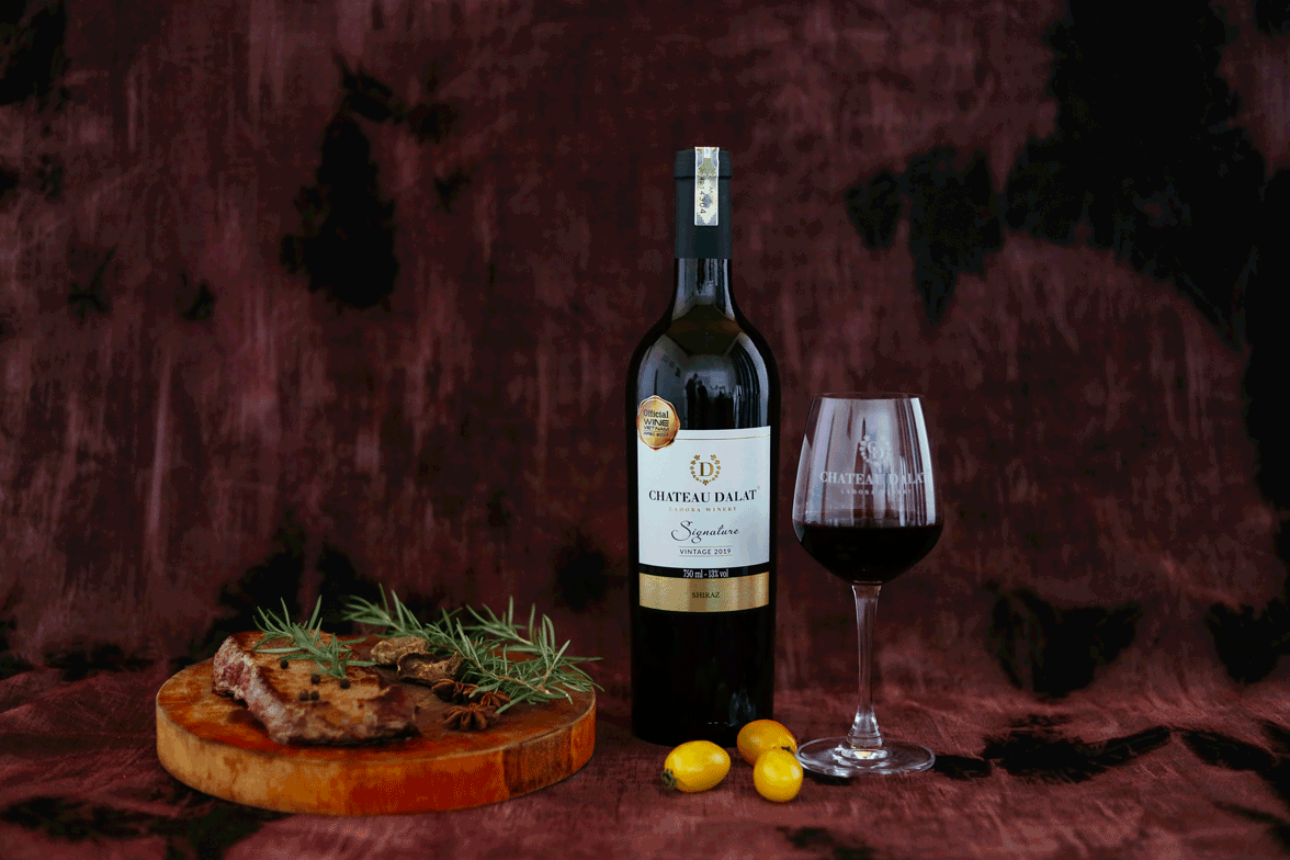 VANG CHATEAU DALAT SIGNATURE SHIRAZ 13 ĐỘ