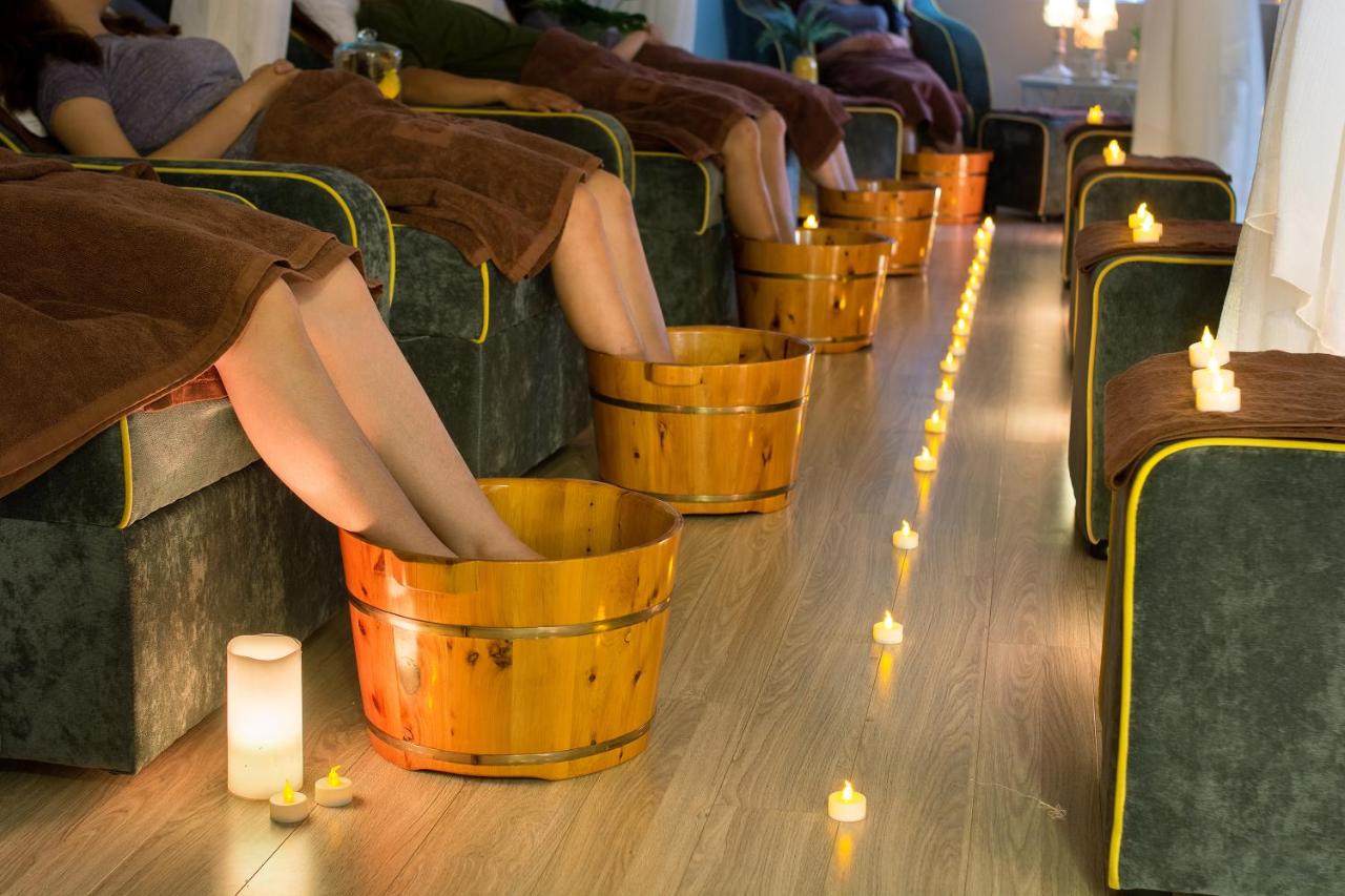 3-Star Happy Day Riverside Hotel & Spa Danang by Haviland