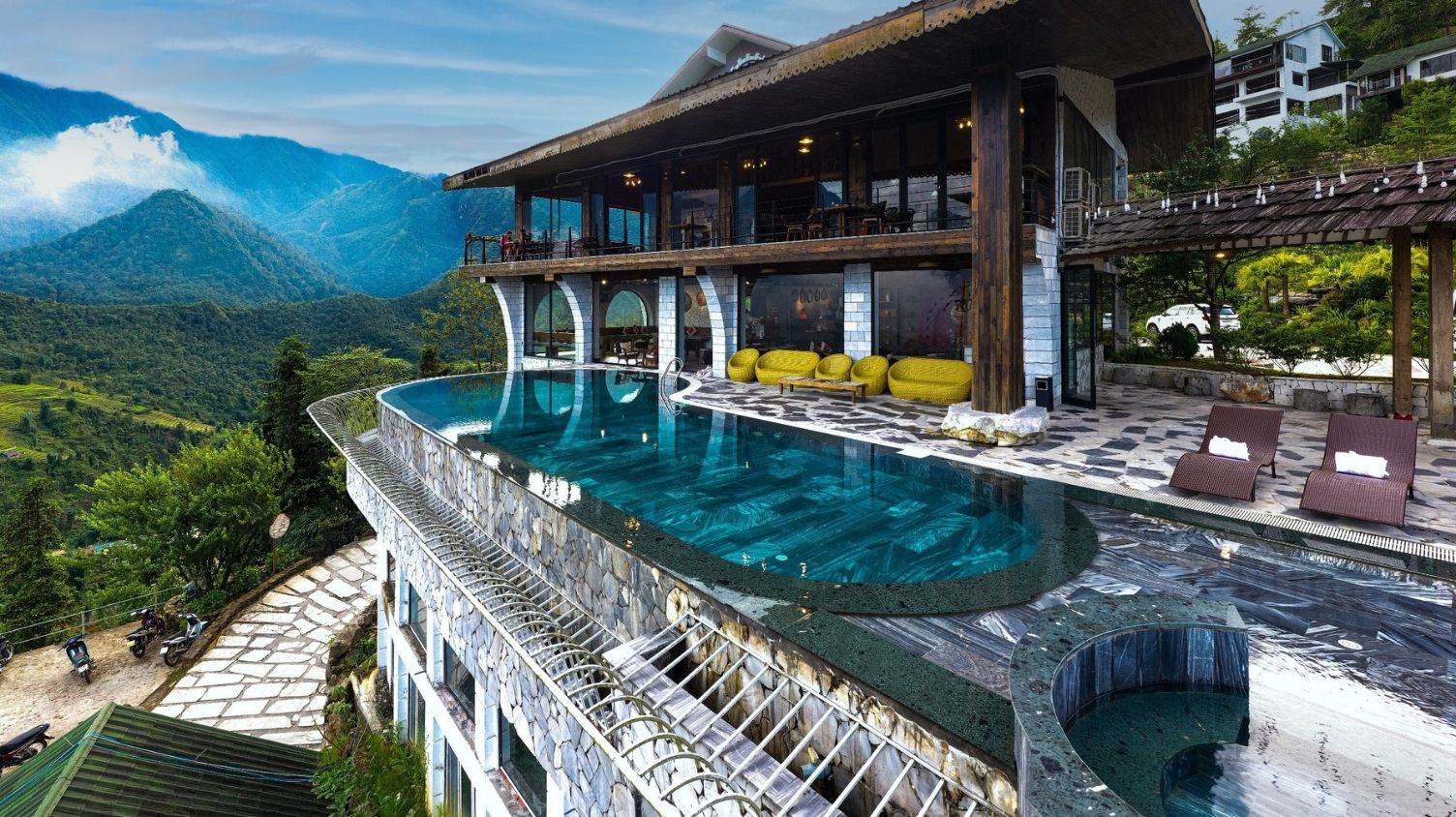 4-Star - Sapa CatCat Hills Resort & Spa