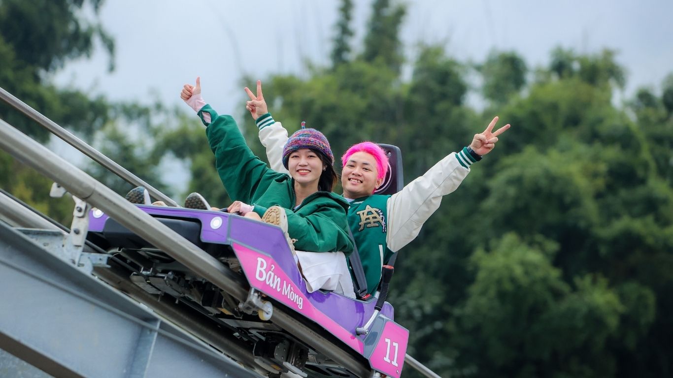 Alpine Coaster Ride – Sun World Fansipan Legend, Sa Pa