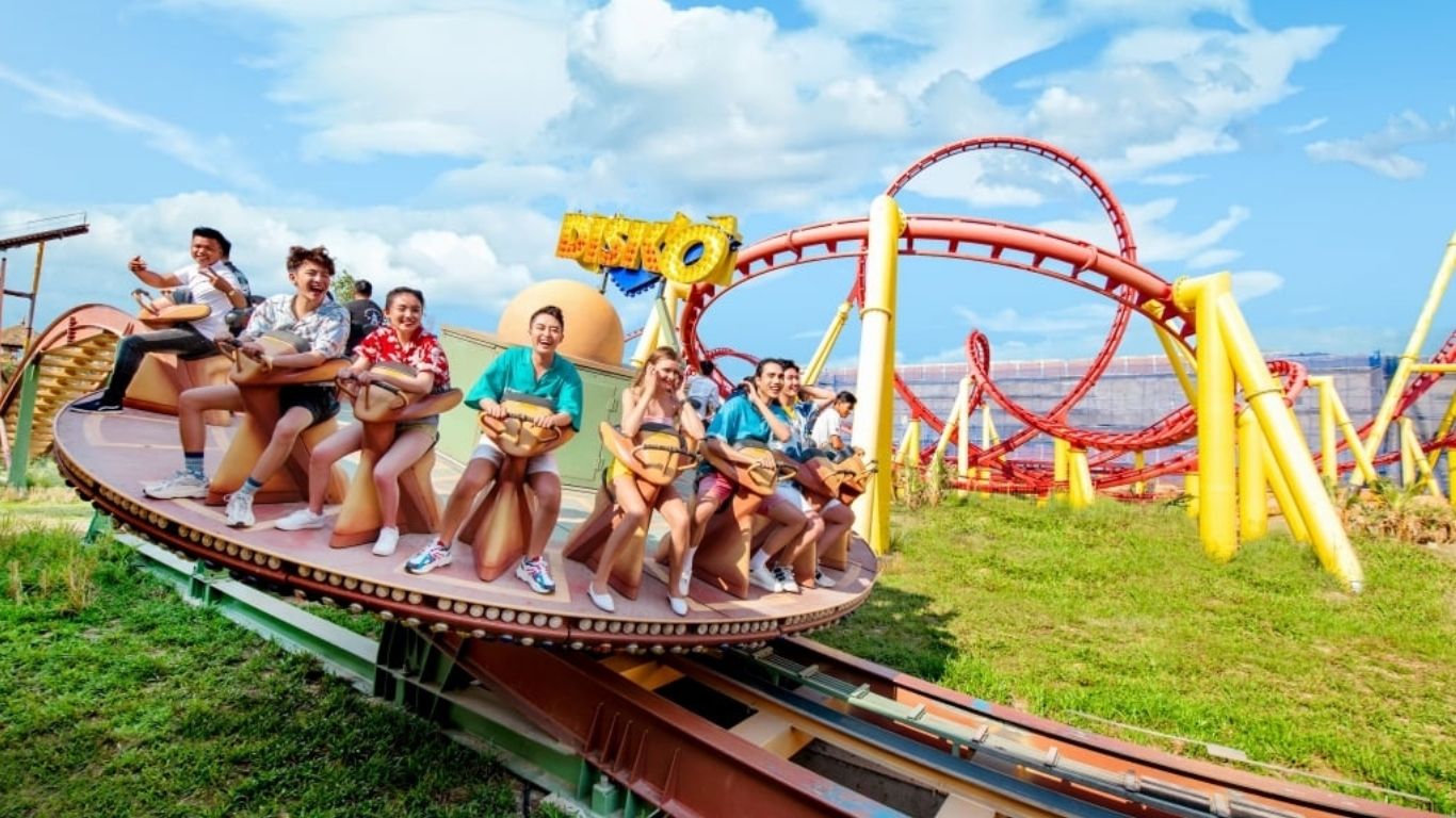 5-Star – Meliá Vinpearl Hai Phong Rivera |  “Fall Into Fun Packages”