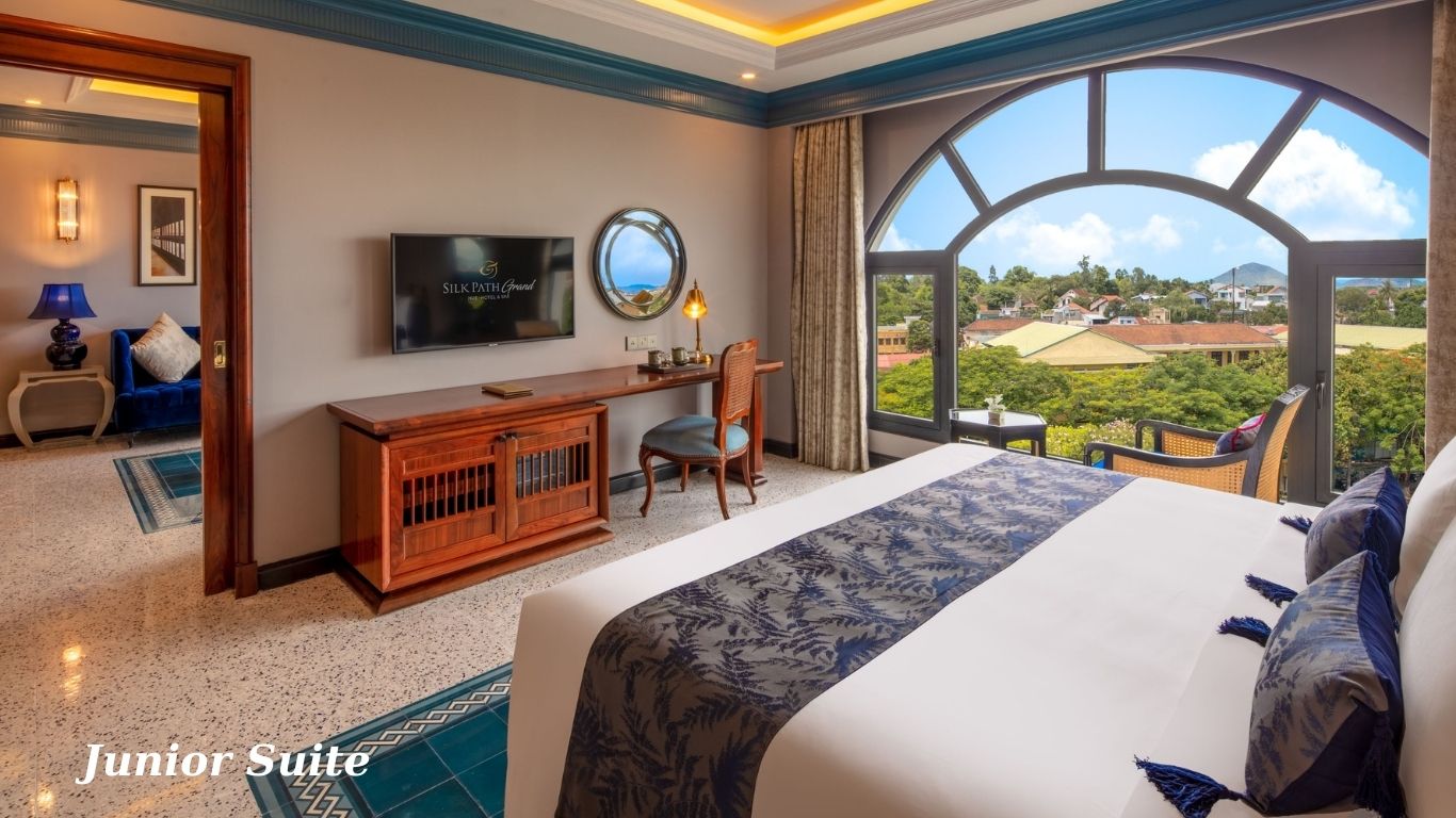 5-Star Silk Path Grand Hue Hotel