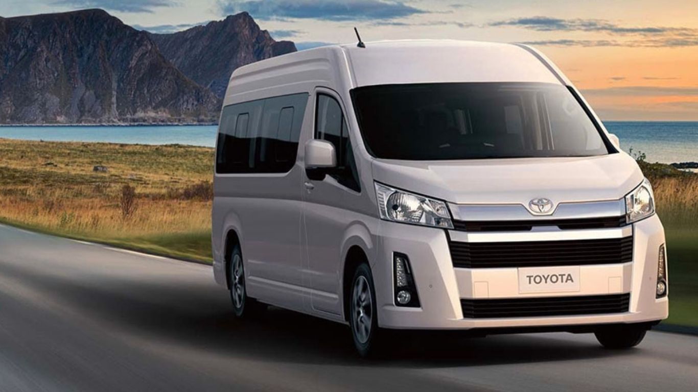 Private Car Rental Service in Hanoi (16-Seater)