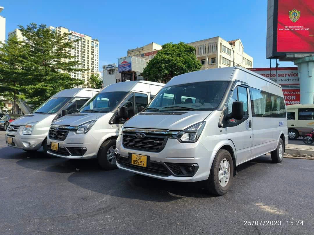 16-Seater Private Car Services