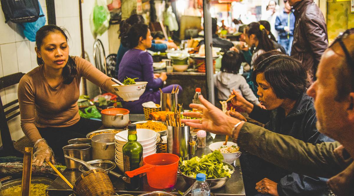 PRIVATE HANOI STREET FOOD WALKING TOUR