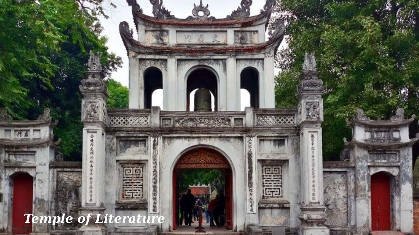 Hanoi – Lan Ha Bay – Ninh Binh – Culture & Cuisine Experience (7 Days / 6 Nights)