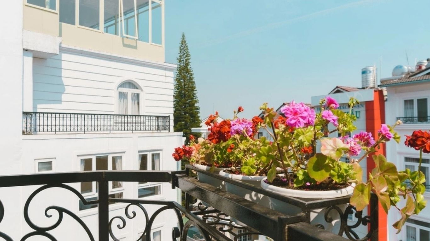 3 Star - Roy Dala Hotel
