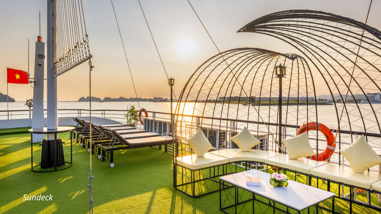 Halong heritage luxury day cruise