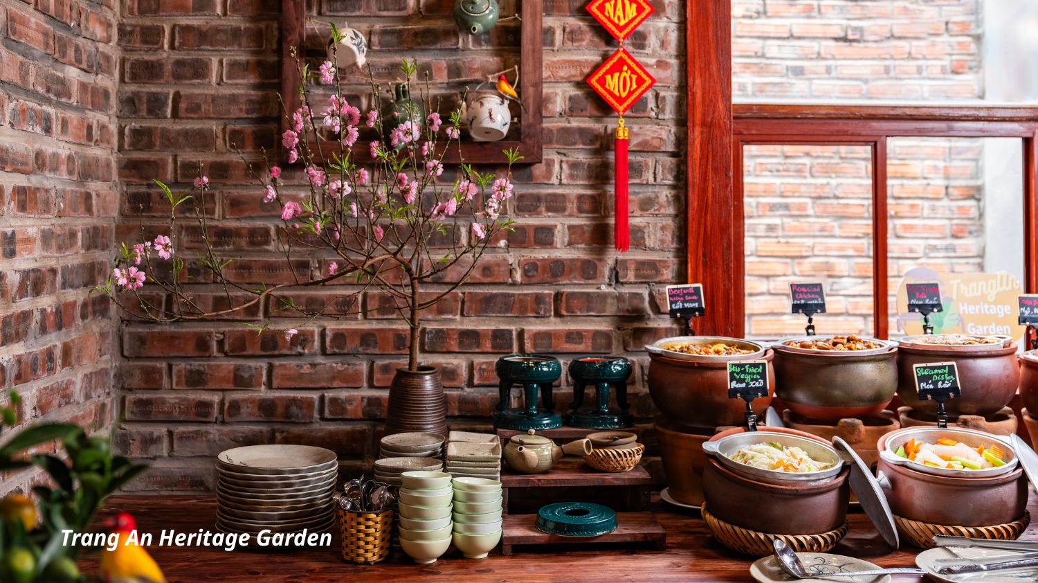 Hoa Lu - Tam Coc (or Trang An) - Mua Cave Full Day Tour