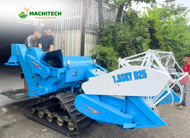 Cách bảo vệ máy gặt lúa mini hoạt động ổn định trong mùa nắng nóng