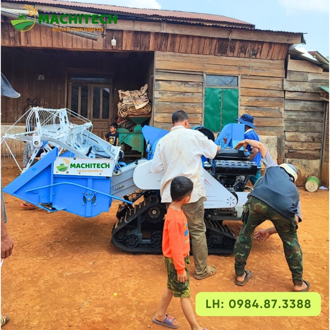Công suất của máy gặt lúa mini 4LZ - 1.5 Sky chuyên sình lầy 