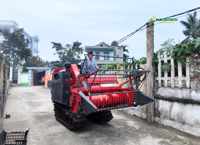 Máy gặt mini có tự chạy trên đường nhựa được không? 2