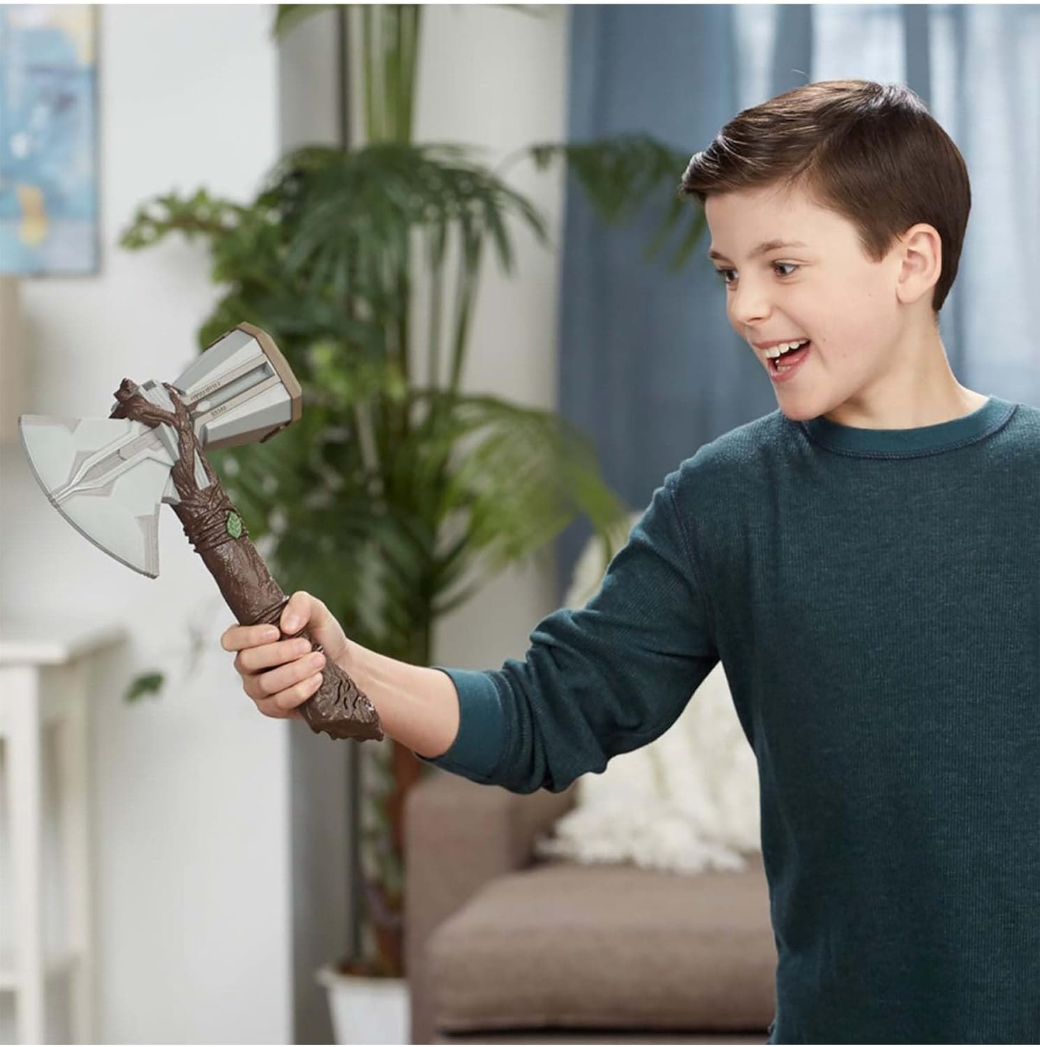 Đồ chơi nhập vai Thor: Love and Thunder Stormbreaker_F3357
