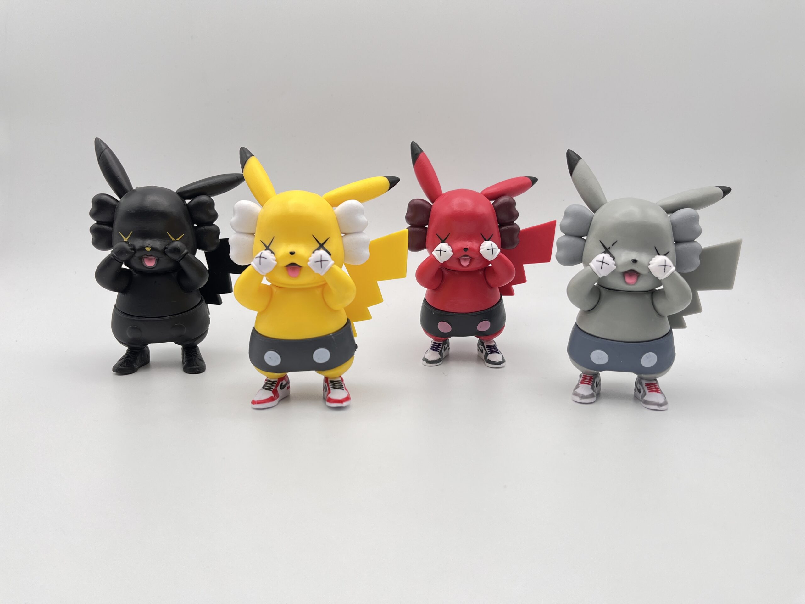 Mô hình Pikachu Cosplay Nhân Vật Kaws