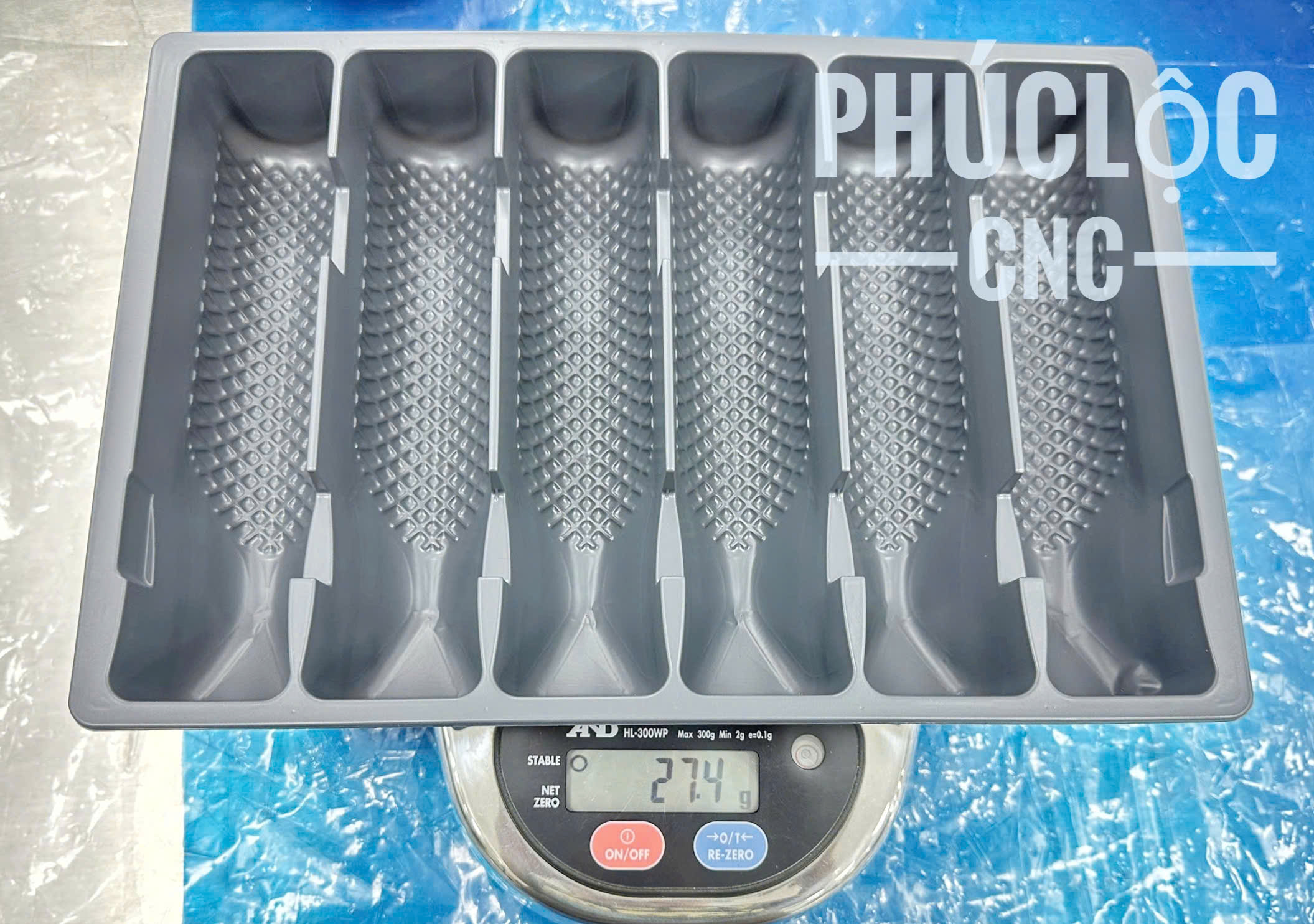 KHAY VÀ KHUÔN KHAY