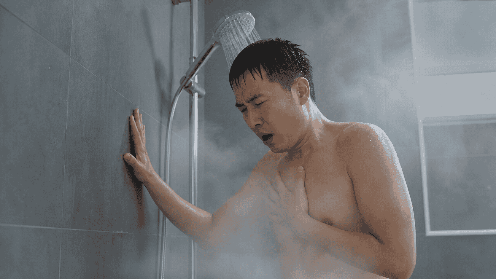 Nhiệt độ thay đổi đột ngột khi tắm có thể làm tăng nguy cơ ảnh hưởng sức khỏe