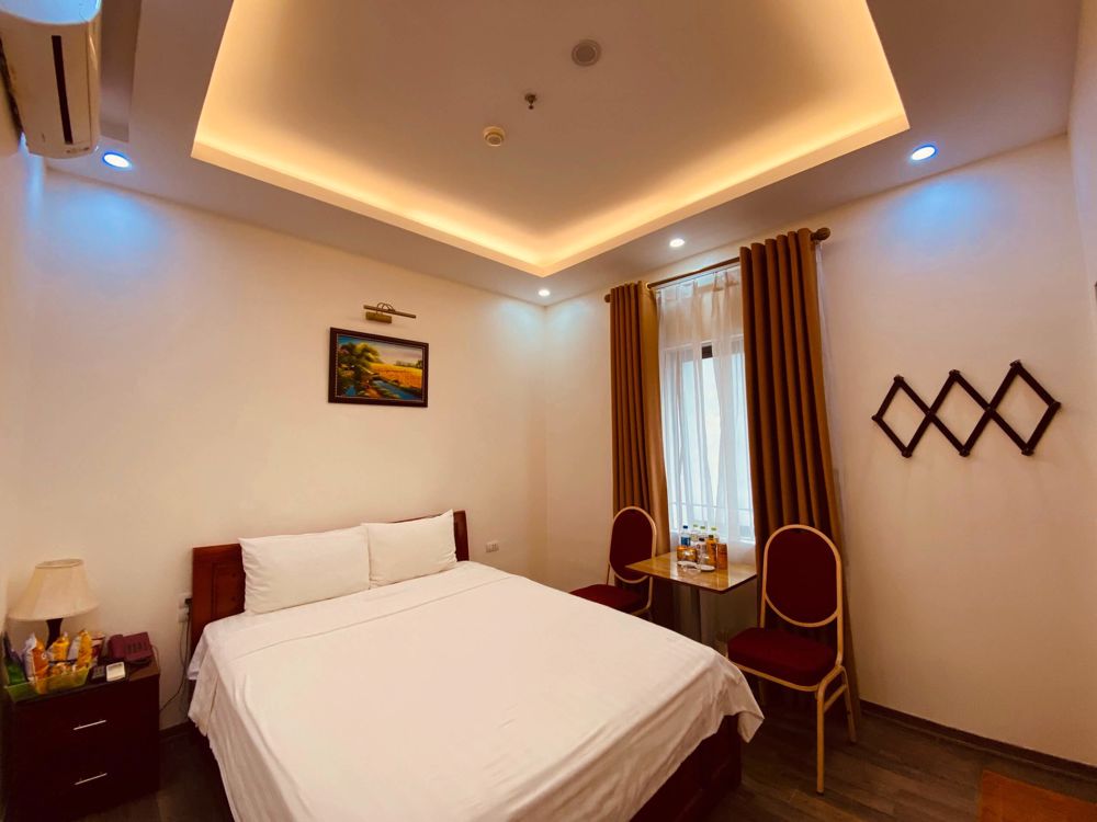 Khách sạn Nhật Tân (Cơ sở 1 - Vĩnh Ngọc)