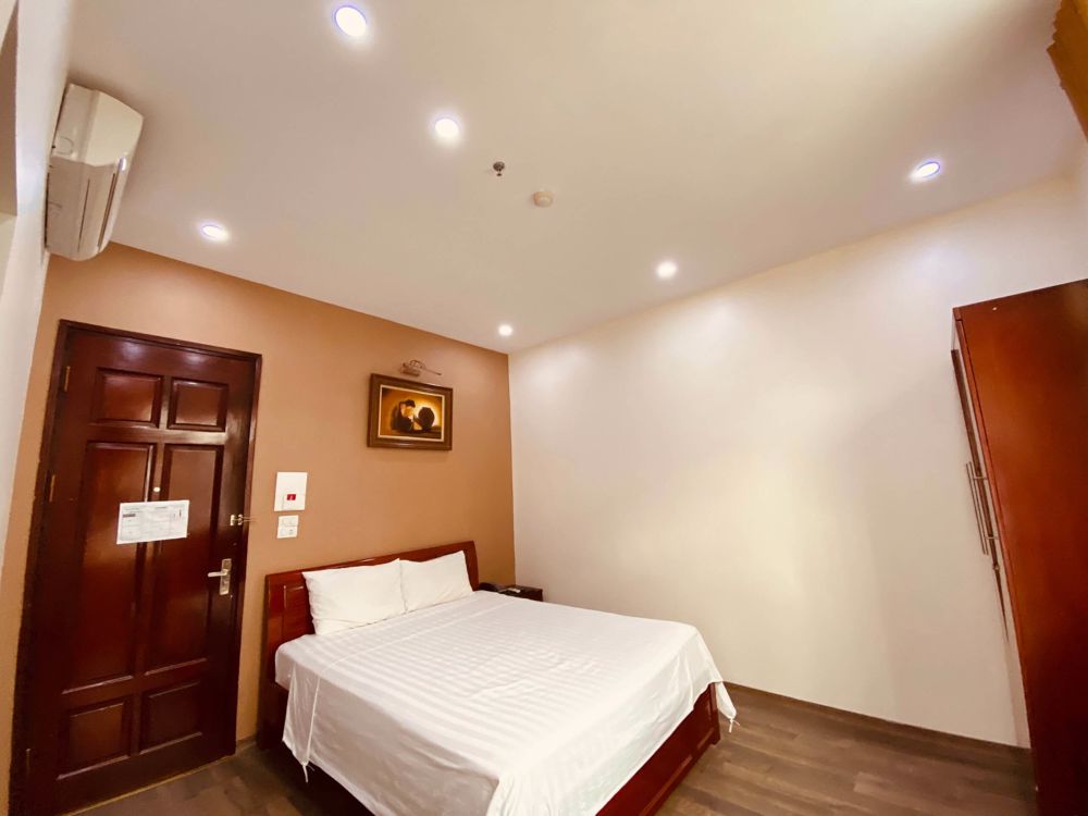 Khách sạn Nhật Tân (Cơ sở 1 - Vĩnh Ngọc)
