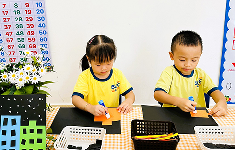 Làm thế nào để bé tự lập ngay từ nhỏ? Làm thế nào để bé tự lập ngay từ nhỏ?