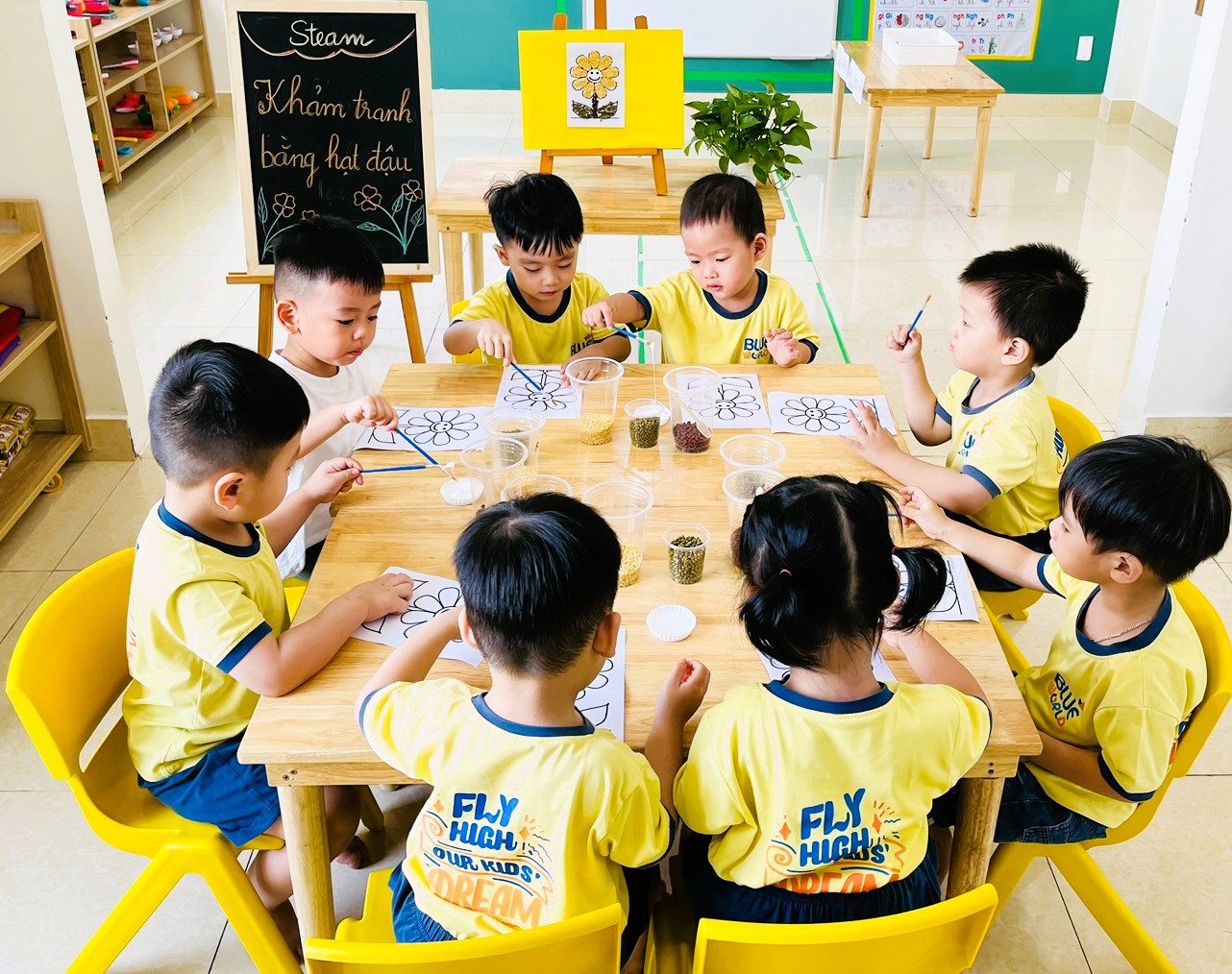 Cách giúp trẻ lấy lại tinh thần đi học lại sau kỳ nghỉ Tết Cách giúp trẻ lấy lại tinh thần đi học lại sau kỳ nghỉ Tết