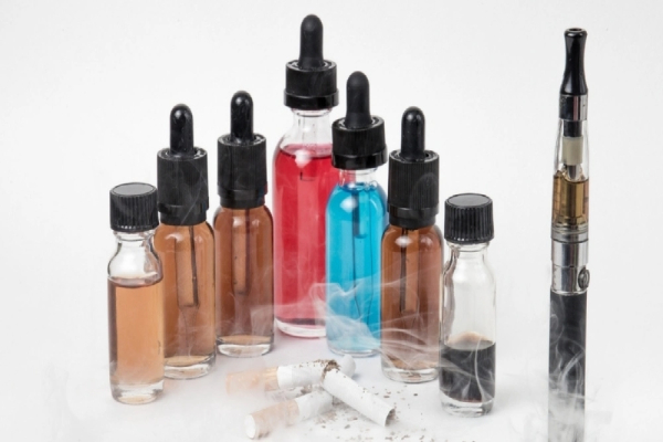 Các thành phần chính của e-juice pod dùng một lần là gì?