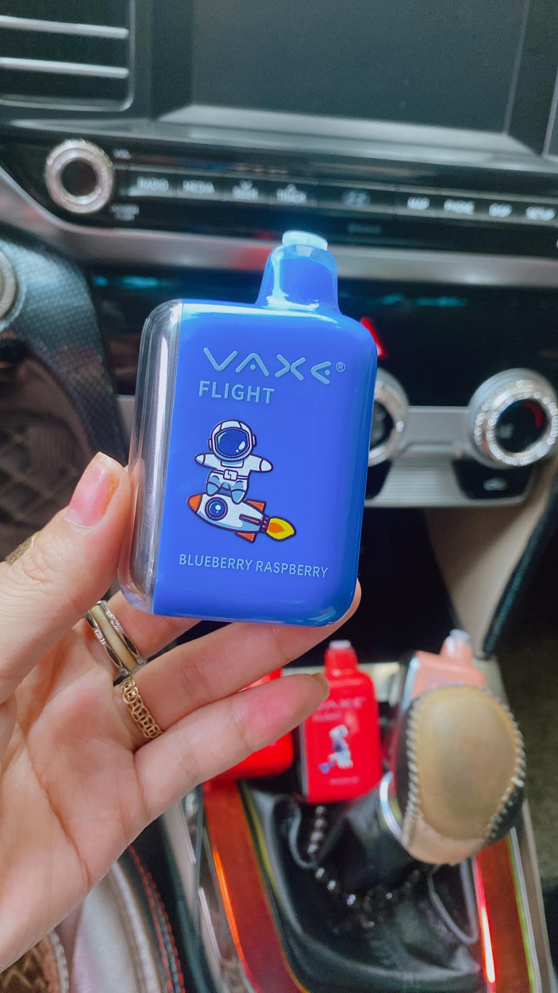 Oxva Vaxe Flight 15000 Hơi Việt Quất Mâm Xôi (50mg) – Pod 1 Lần