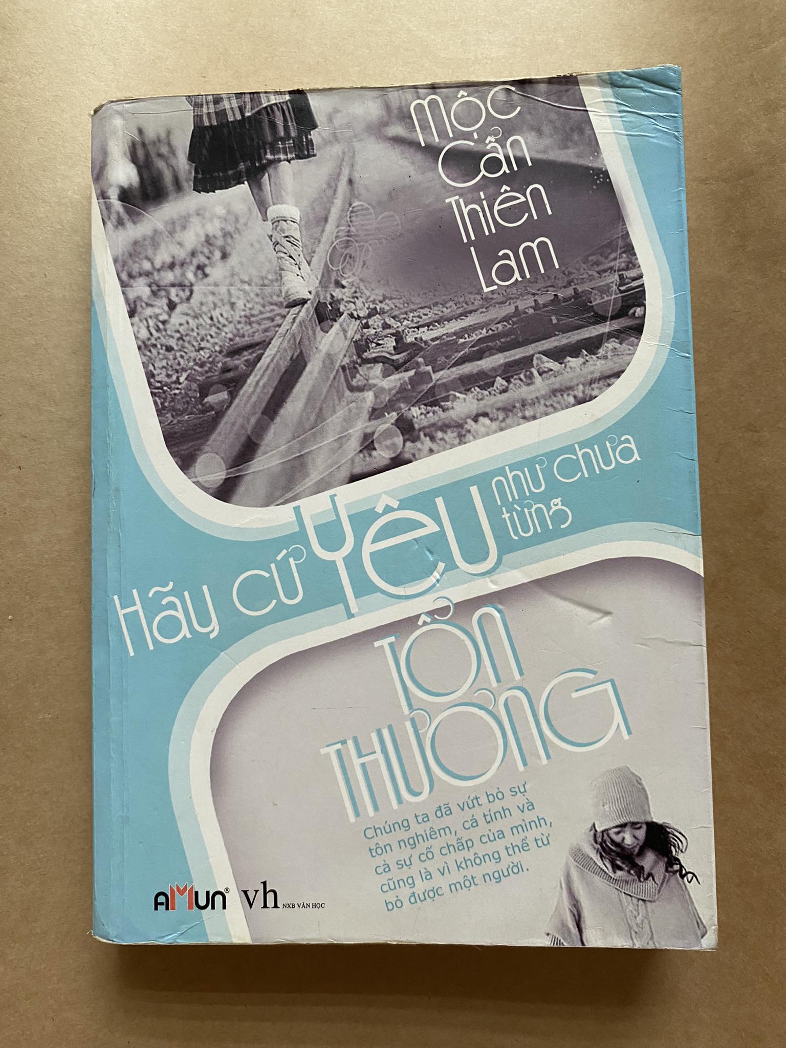 Hãy cứ yêu như chưa từng tổn thương