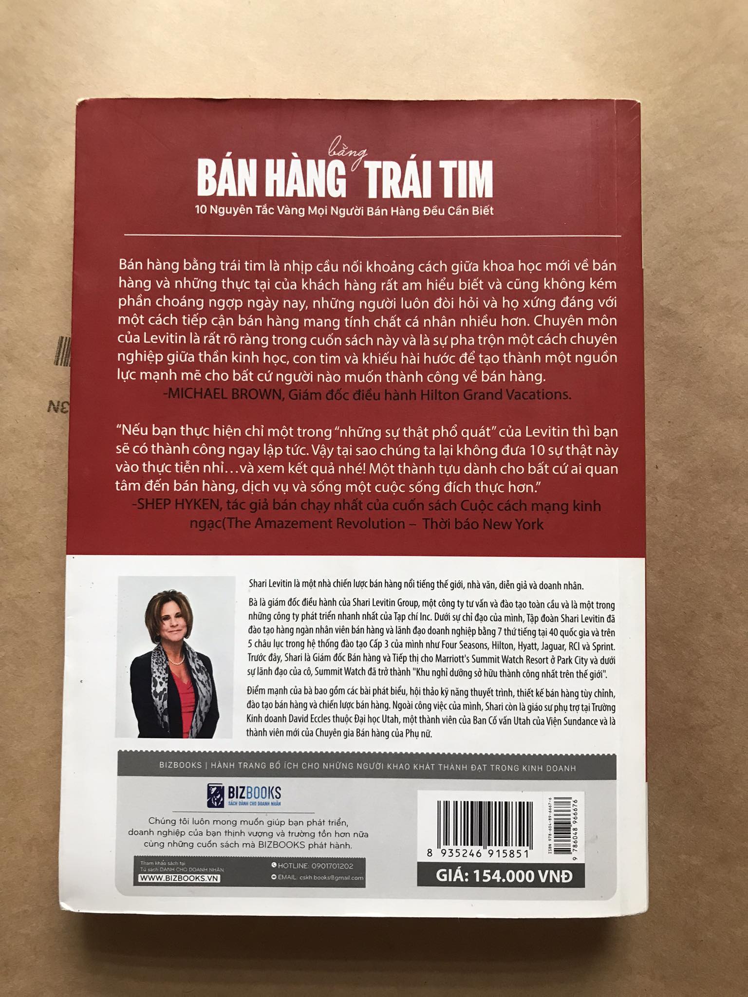 Bán Hàng Bằng Trái Tim - 10 Nguyên Tắc Vàng Mọi Người Bán Hàng Đều Cần Biết