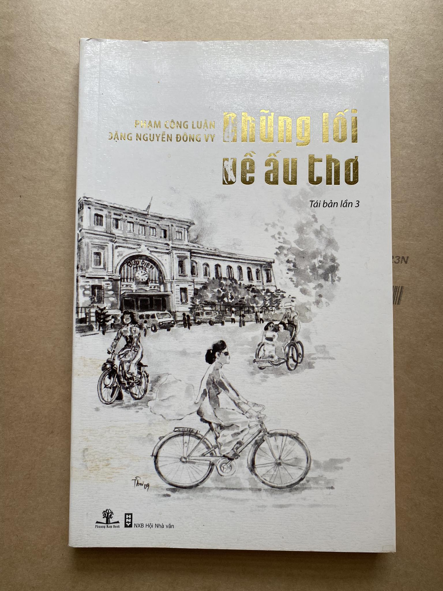 Những Lối Về Ấu Thơ