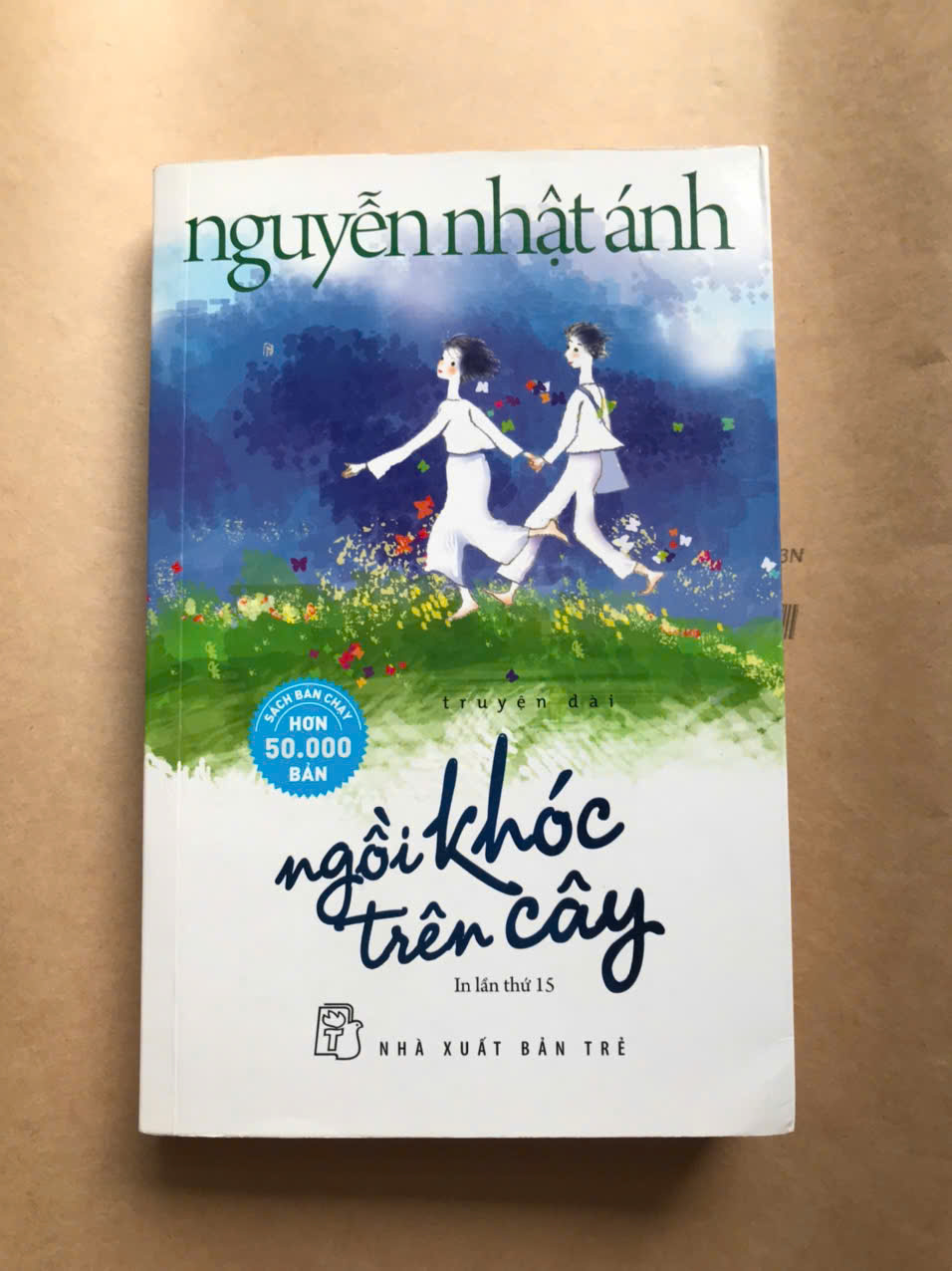 Ngồi Khóc Trên Cây