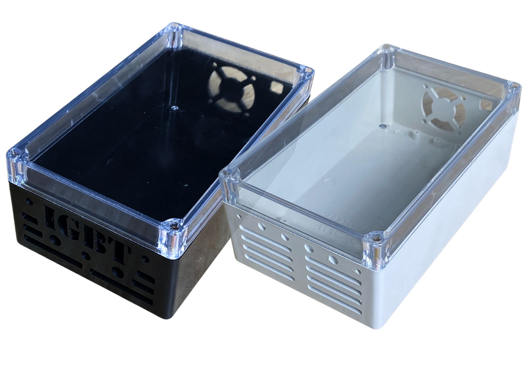 Ứng Dụng Hộp CNC Trong Mạch Sạc Ắc Quy – Gọn Gàng Và An Toàn Hơn