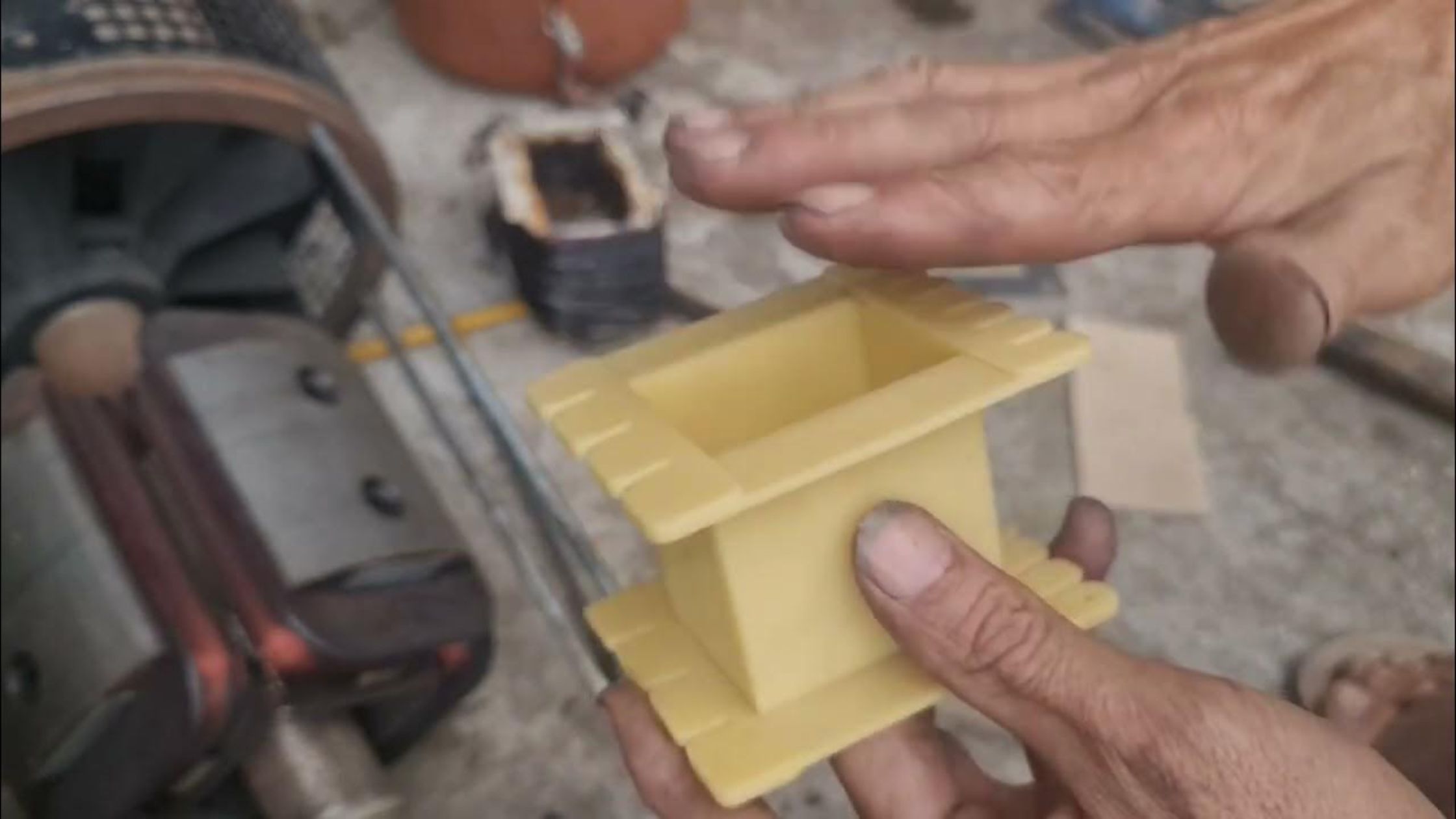 Bạn có biết: Khuôn quấn máy biến áp tốt giúp giảm 30% lỗi sản phẩm?