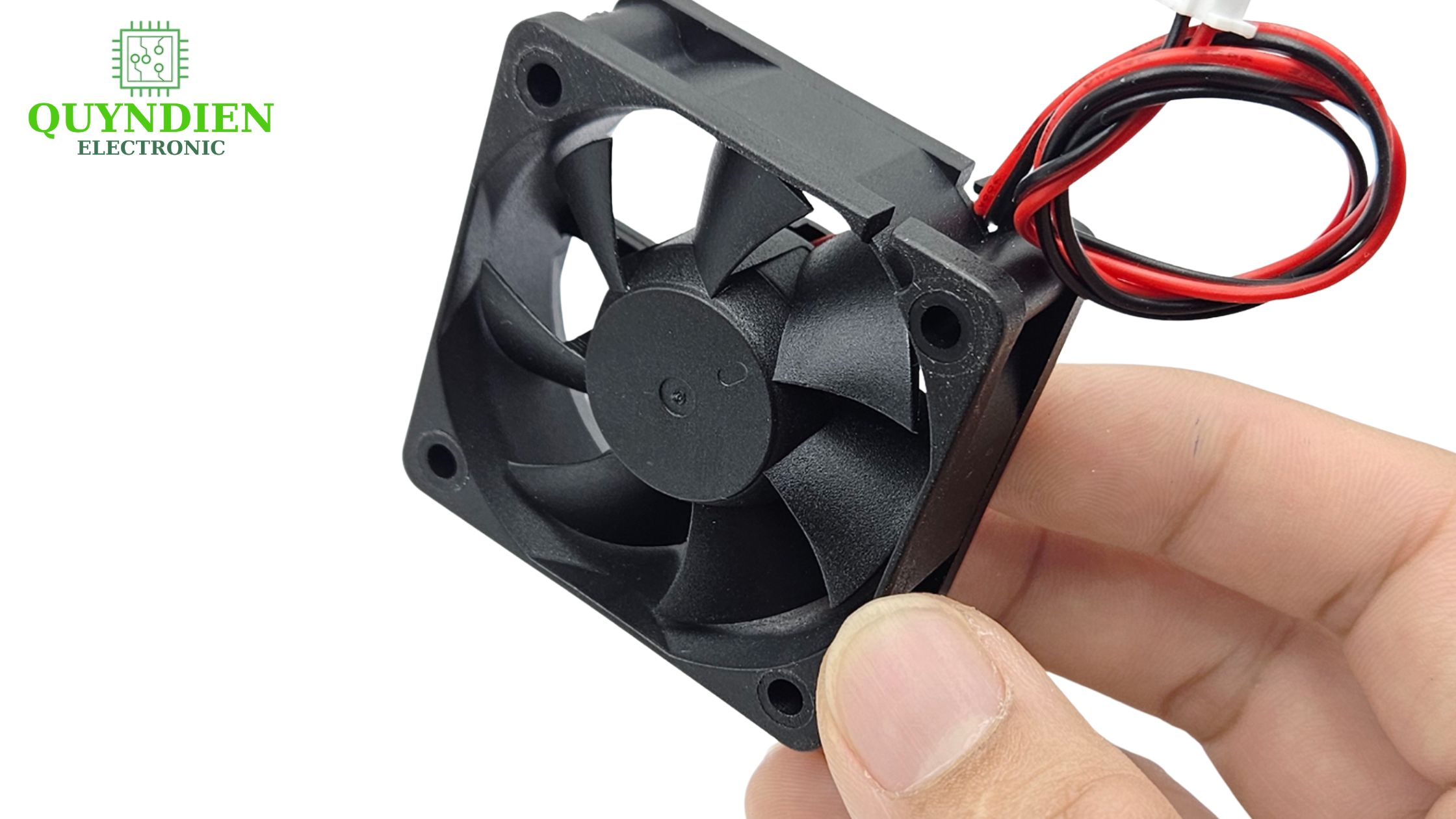 Quạt Tản Nhiệt 12V Giải Pháp Đơn Giản Nhất Để Giữ Thiết Bị Mát, Chạy Bền!