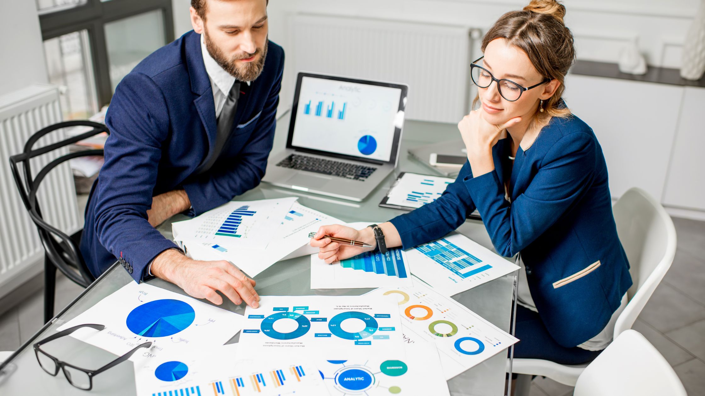 Dịch Vụ Sửa Chữa Điện Tử Có Cần Marketing Không? Nếu Có Thì Bắt Đầu Từ Đâu?